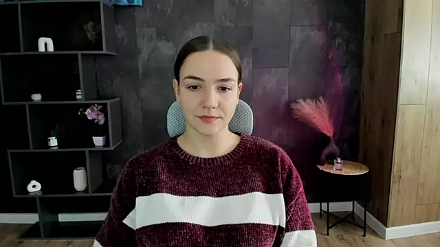 OliviaMontgomery online show from 01.16.25