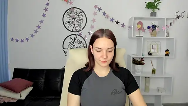 OliviaMontgomery online show from 03.17.25