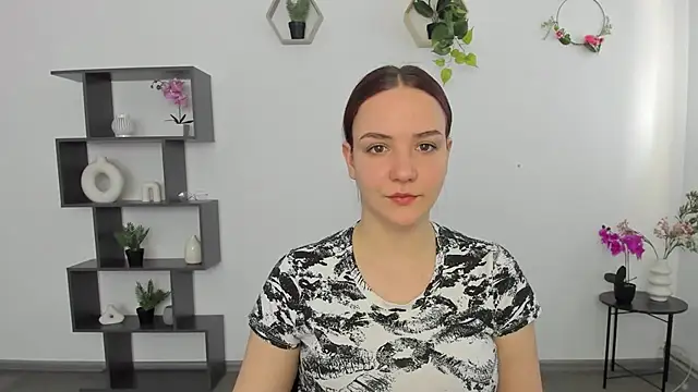 OliviaMontgomery online show from 03.21.25