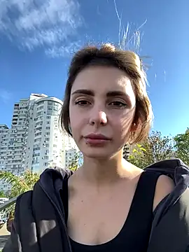 Snapshot of SandraCarter chatting on 10.11.25 SandraCarter online show from 10.11.25