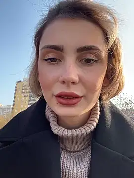 Snapshot of SandraCarter chatting on 11.08.25 SandraCarter online show from 11.08.25