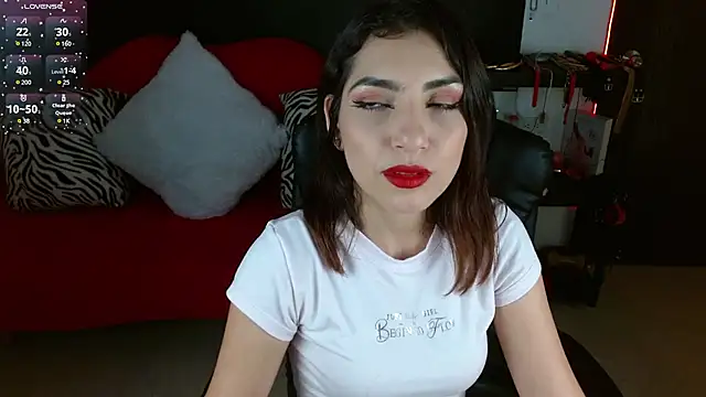 Carolaine69  online show from 03.04.25