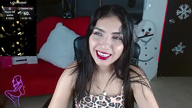 Carolaine69  online show from 12.02.25