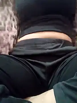 Sucking baby online show from 09.20.25