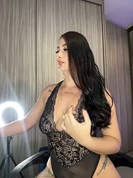 Libia James online show from 12.13.24