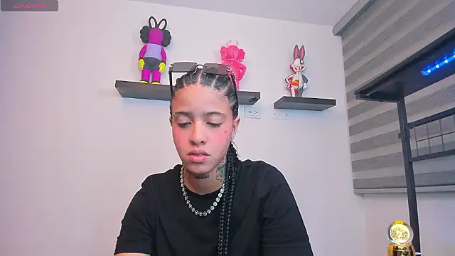 Gangster Girl online show from 03.16.26