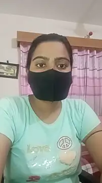 Snapshot of Amisha-2 chatting on 06.05.26 Amisha-2 online show from 06.05.26