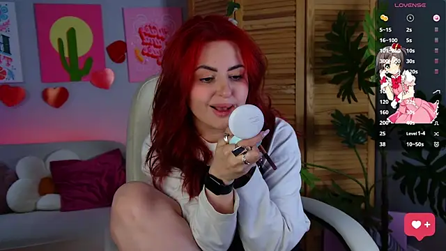 Snapshot of Lana__May chatting on 05.08.26 Lana May online show from 05.08.26