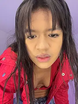 meganthompsonn22 online show from 10.15.25