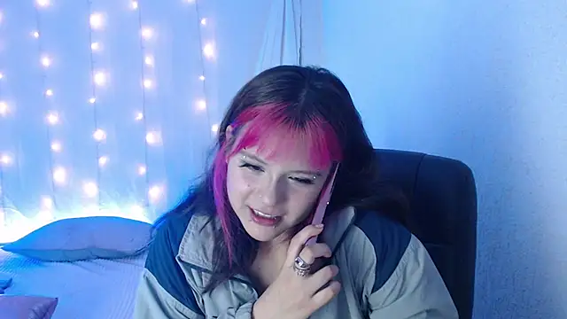 mixie cute online show from 12.12.24