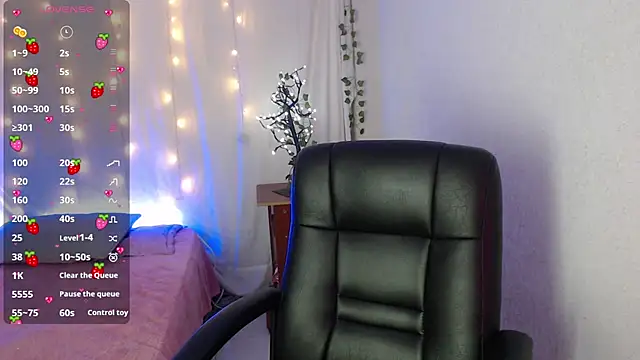 mixie cute online show from 01.17.25