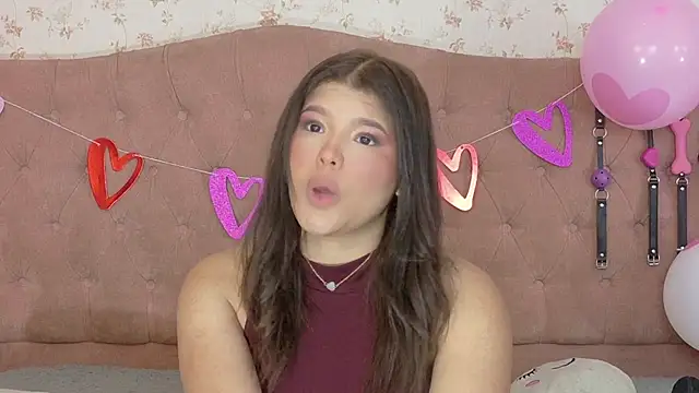 AvrillThomas online show from 02.14.25