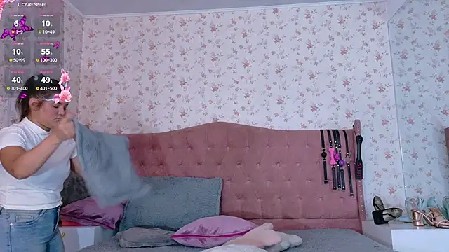 AvrillThomas online show from 03.11.25