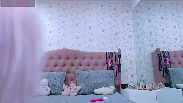 AvrillThomas online show from 03.14.25