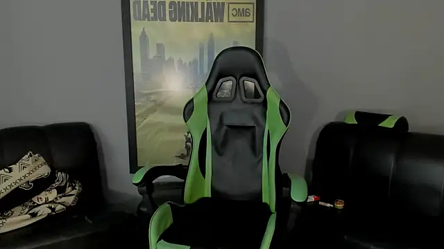 Snapshot of jamesinked_ chatting on 01.24.25 jamesinked online show from 01.24.25