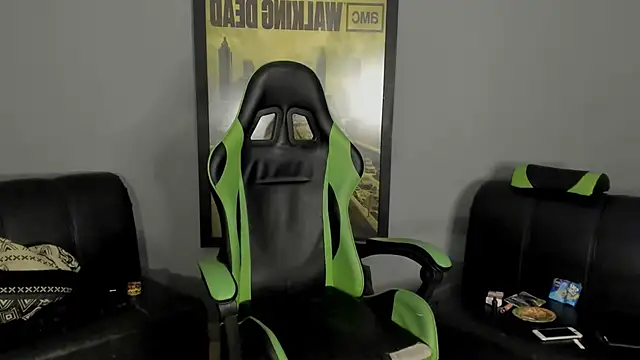 Snapshot of jamesinked_ chatting on 02.03.25 jamesinked online show from 02.03.25