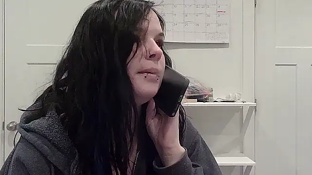 Snapshot of CherryWilde chatting on 02.18.26 CherryWilde online show from 02.18.26