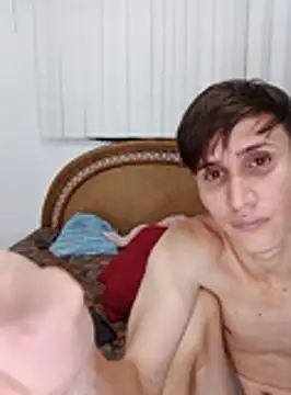 Snapshot of Milfvalesk chatting on 10.27.25 Milfvalesk online show from 10.27.25