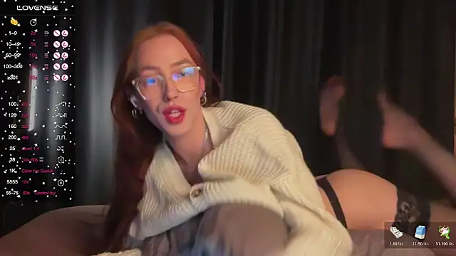 Snapshot of Avril_Pearly_ chatting on 03.14.25 Avril Pearly online show from 03.14.25