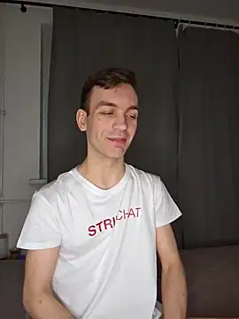 Snapshot of nickdtr chatting on 12.02.24 nickdtr online show from 12.02.24