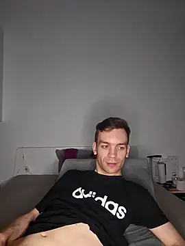 Snapshot of nickdtr chatting on 12.15.24 nickdtr online show from 12.15.24