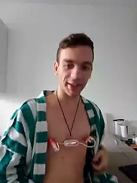 Snapshot of nickdtr chatting on 12.16.24 nickdtr online show from 12.16.24