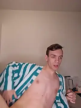 Snapshot of nickdtr chatting on 12.17.24 nickdtr online show from 12.17.24