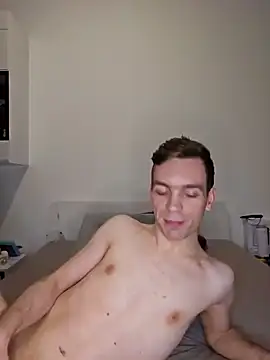 Snapshot of nickdtr chatting on 12.17.24 nickdtr online show from 12.17.24