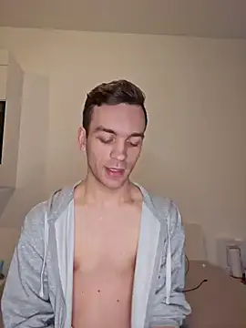 Snapshot of nickdtr chatting on 12.23.24 nickdtr online show from 12.23.24