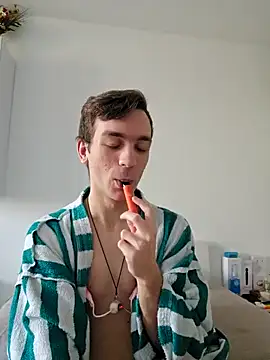 Snapshot of nickdtr chatting on 01.29.25 nickdtr online show from 01.29.25