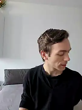 Snapshot of nickdtr chatting on 02.12.25 nickdtr online show from 02.12.25