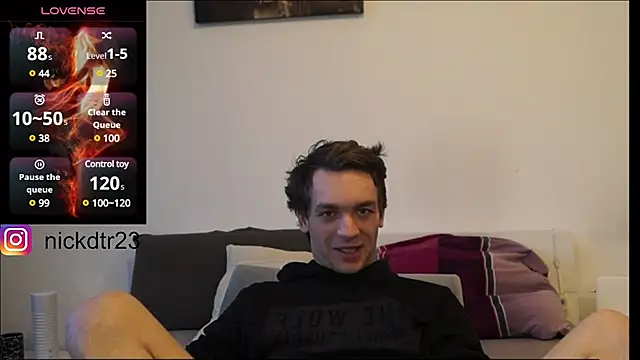 Snapshot of nickdtr chatting on 02.22.25 nickdtr online show from 02.22.25