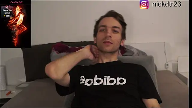 Snapshot of nickdtr chatting on 02.24.25 nickdtr online show from 02.24.25