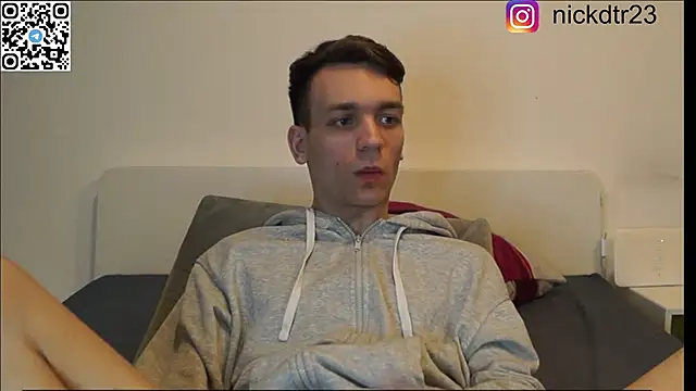 Snapshot of nickdtr chatting on 03.04.25 nickdtr online show from 03.04.25