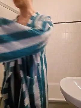 Snapshot of nickdtr chatting on 03.06.25 nickdtr online show from 03.06.25