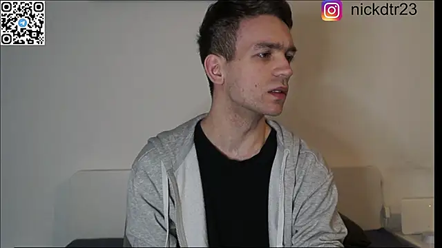 Snapshot of nickdtr chatting on 03.08.25 nickdtr online show from 03.08.25