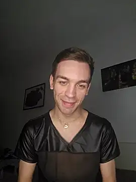 Snapshot of nickdtr chatting on 10.23.25 nickdtr online show from 10.23.25