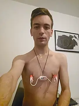 Snapshot of nickdtr chatting on 10.26.25 nickdtr online show from 10.26.25