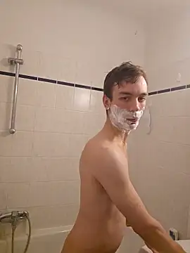 Snapshot of nickdtr chatting on 10.30.25 nickdtr online show from 10.30.25