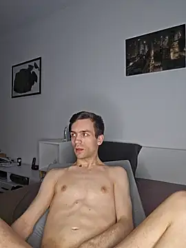 Snapshot of nickdtr chatting on 10.31.25 nickdtr online show from 10.31.25