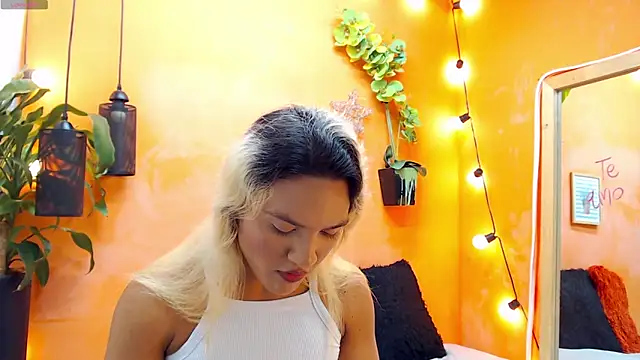 Snapshot of aslyhernandez_7 chatting on 12.07.24 aslyhernandez 7 online show from 12.07.24