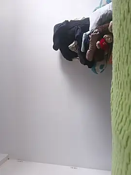 beautiful hands  online show from 02.11.26