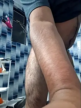 Snapshot of ElDeLaBarba11 chatting on 11.13.25 ElDeLaBarba11 online show from 11.13.25