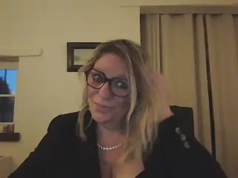 Silkesquirt online show from 01.10.25