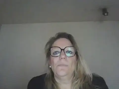 Silkesquirt online show from 01.18.25
