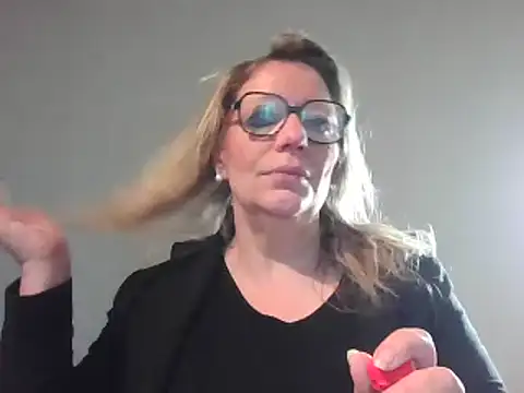 Silkesquirt online show from 03.06.25