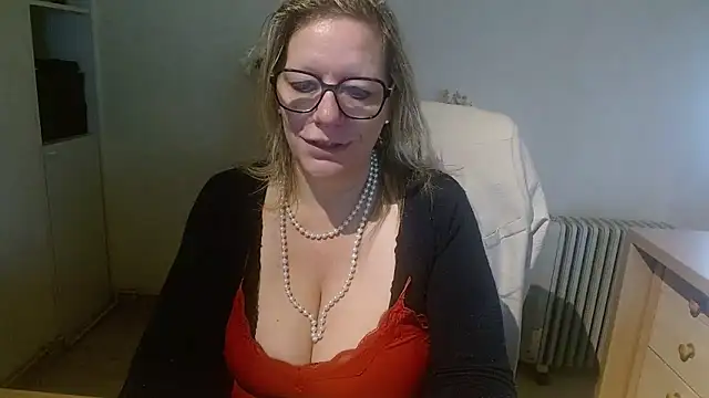 Silkesquirt online show from 10.08.25