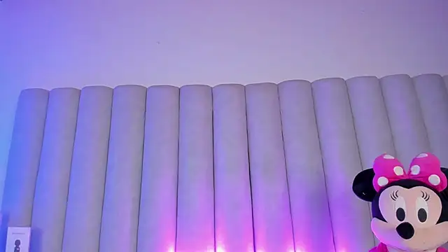 briannajackson  online show from 02.08.25