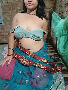 Snapshot of Cuterinki chatting on 05.30.26 Cuterinki online show from 05.30.26