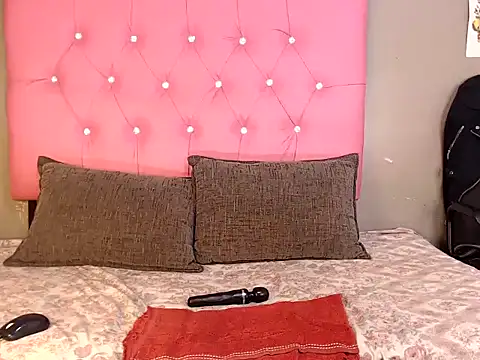 Snapshot of SexyMbalee chatting on 05.31.26 SexyMbalee online show from 05.31.26
